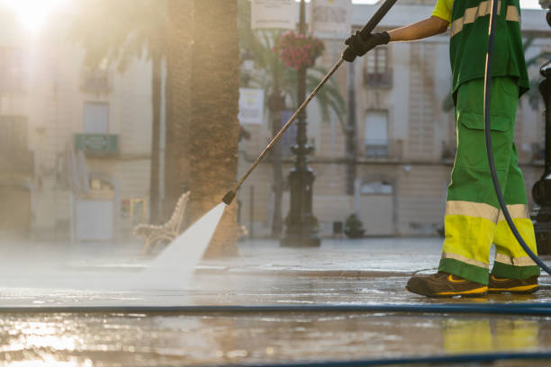 Professional Pressure Washing Services in Bonadelle Ranchos, CA
